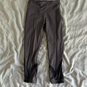 Lululemon charcoal grey capri leggings